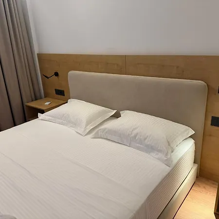 Szálloda Danedi Ksamil