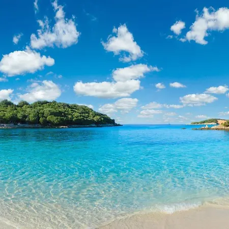 Vila Danedi 3* Ksamil
