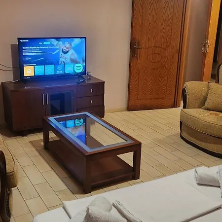 Hotel Vila Danedi