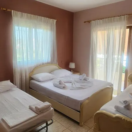 Hotel Vila Danedi